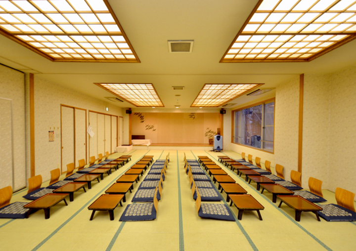 宴会場「夢こづち」
