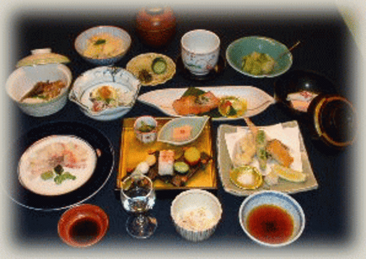 和洋室スイート(バス・トイレ付)夕食ランクアップコース