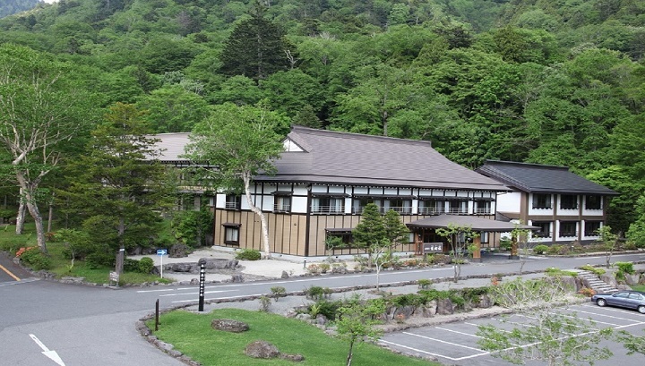 緑と湖と星の里  奥日光 丸沼温泉 環湖荘