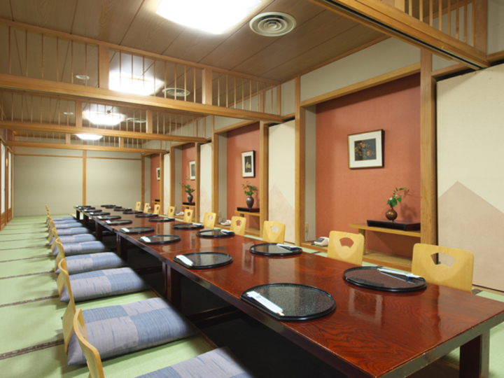 個室料亭「柏木」