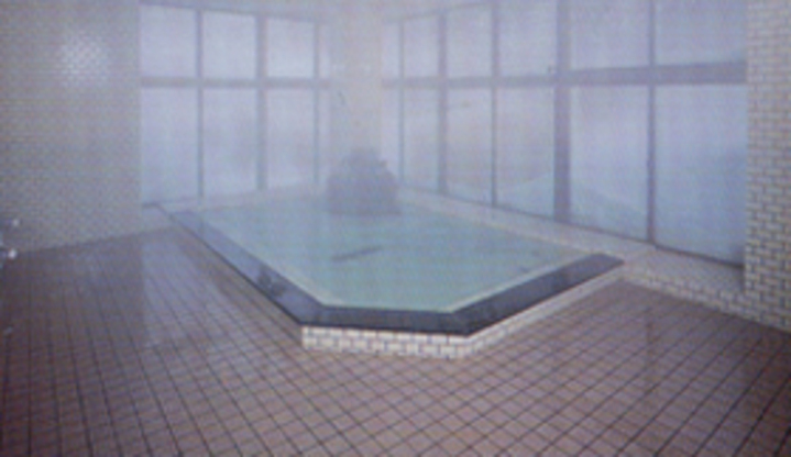 浴室（男女各1） 