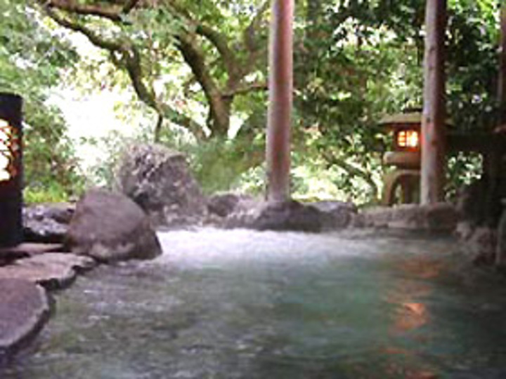 ジャグジー付き露天風呂 