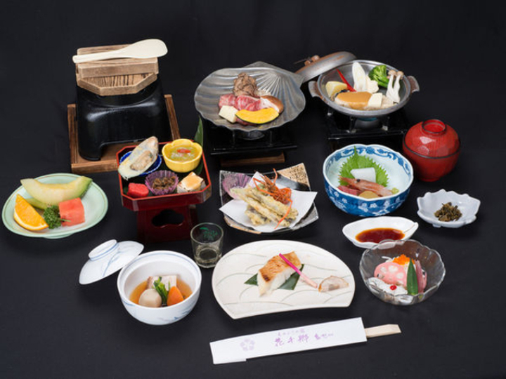 夕食（特選会席）千