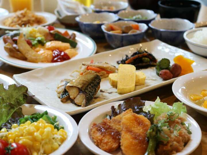 朝食バイキング