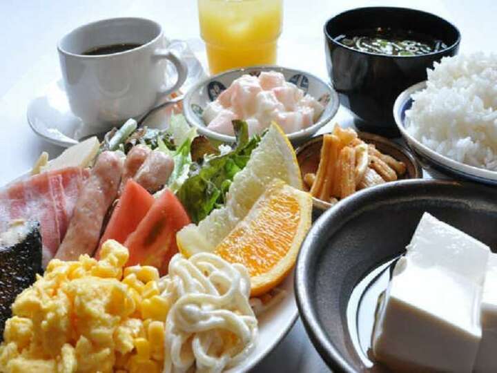 朝食バイキング