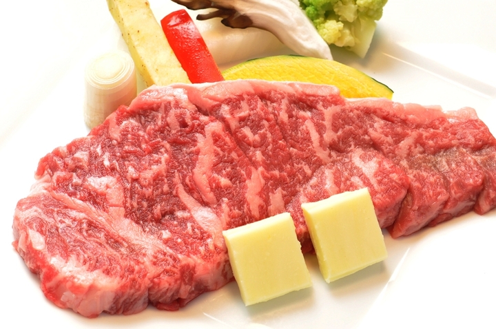別注料理・赤城牛の陶板焼ステーキ