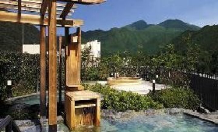 空中庭園露天風呂　「岩風呂」 
