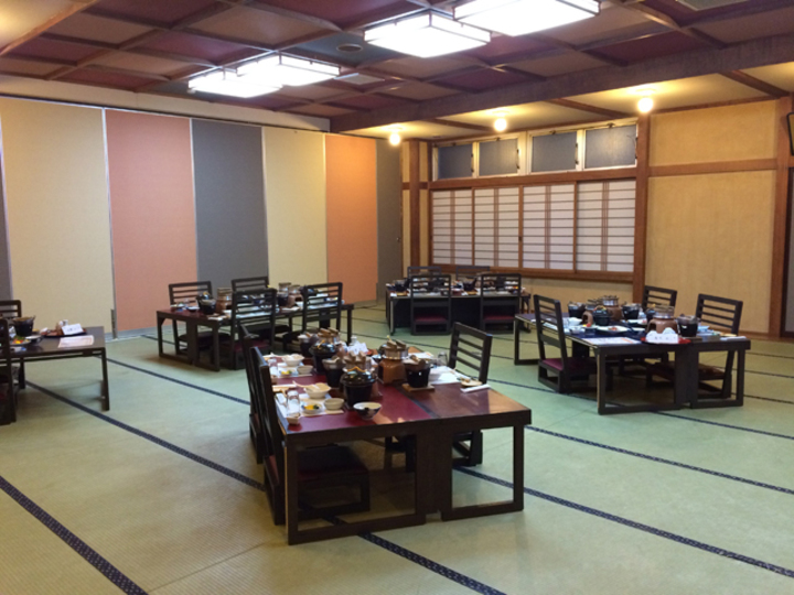 お食事処