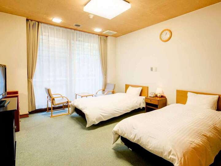  【和洋室】ツインベッドRoom＋８畳間 (バリアフリー対応) 