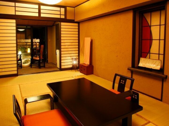 【枡型】桧専用露天風呂付・和室10畳間（オーシャンビュー）.