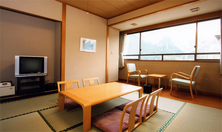別館　和室8畳