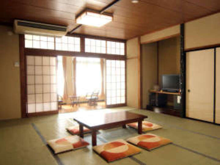  【元館】和室1７．5畳＜禁煙＞トイレ（ウォシュレット）付、バス無