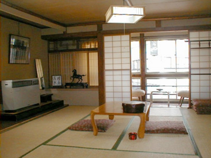 和室１名～６名用（バス・トイレなし）