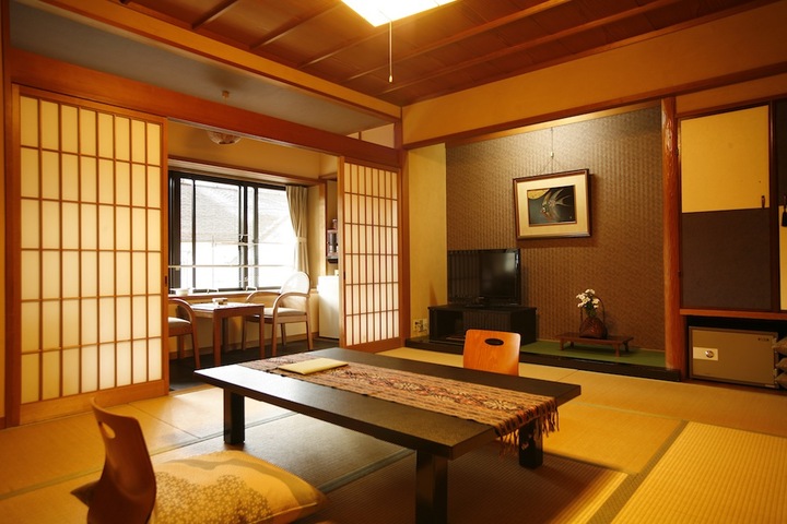  和室【平日限定プラン対象・喫煙室】