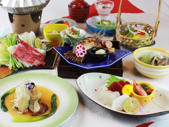 冬の味覚のお食事一例！心も体もあたたまる会席をお召し上がりください。