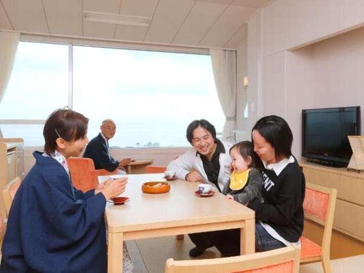  【禁煙】 上層階 琉球畳 和室　10畳　（ペット同伴不可） 