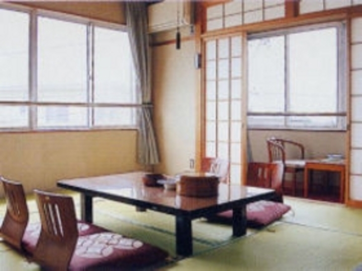 日の出の見える和室