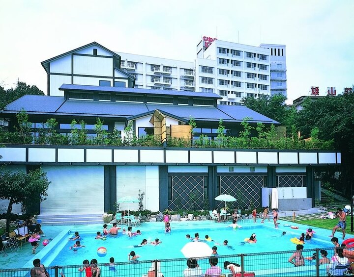 屋外プール