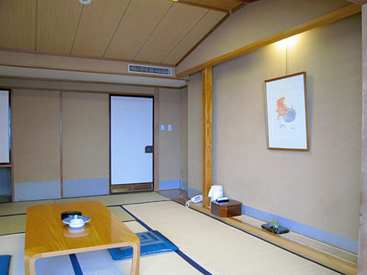 和室バストイレ付