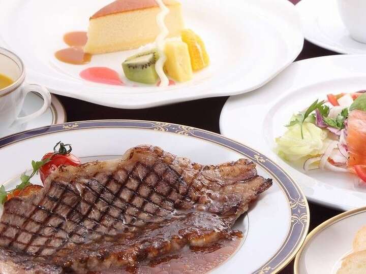 国産牛ロースのステーキディナー