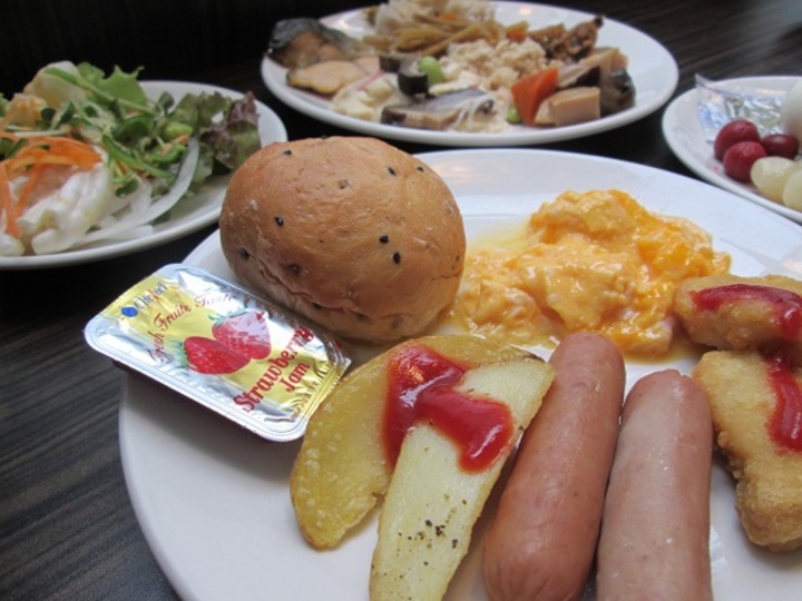  朝食バイキング 