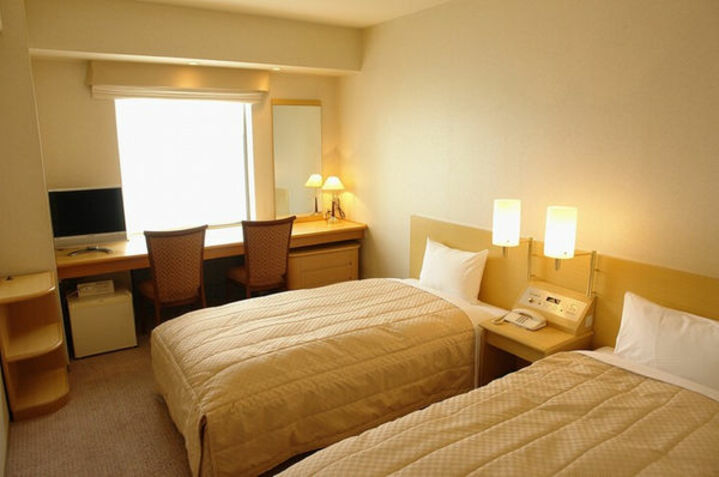  【ツイン1名利用】◇禁煙◇～お部屋広々～（21㎡）