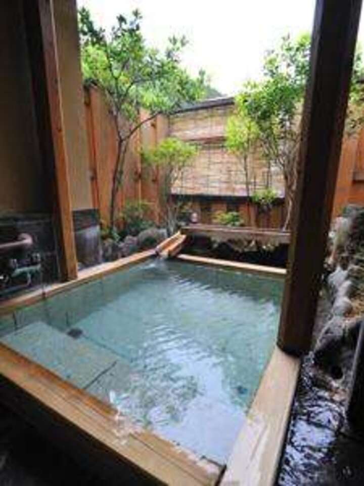 露天風呂付客室　梅【霞の間・さくら・かがり火・芙蓉】
