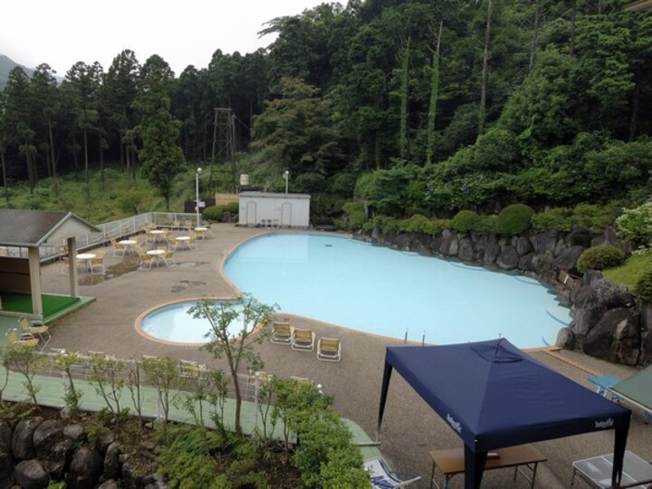 屋外プール