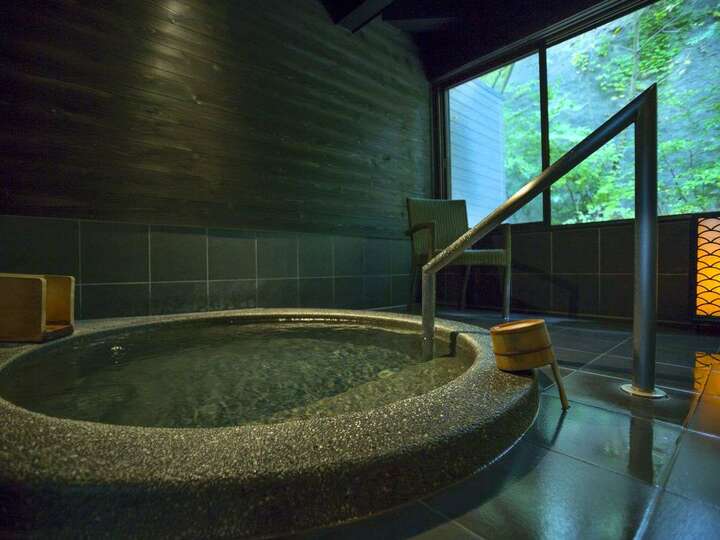 天然温泉100％　貸切風呂　【ヤタガラスの湯】　