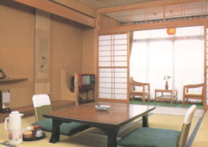 和室10畳A（トイレ付）