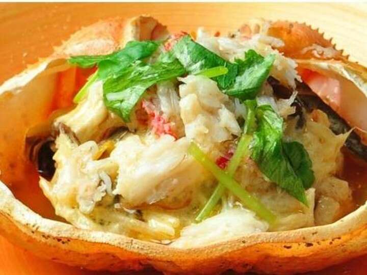 名物　かに甲羅蒸し
