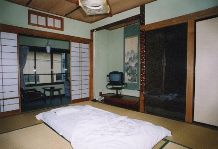 和室＜バス・トイレ付＞