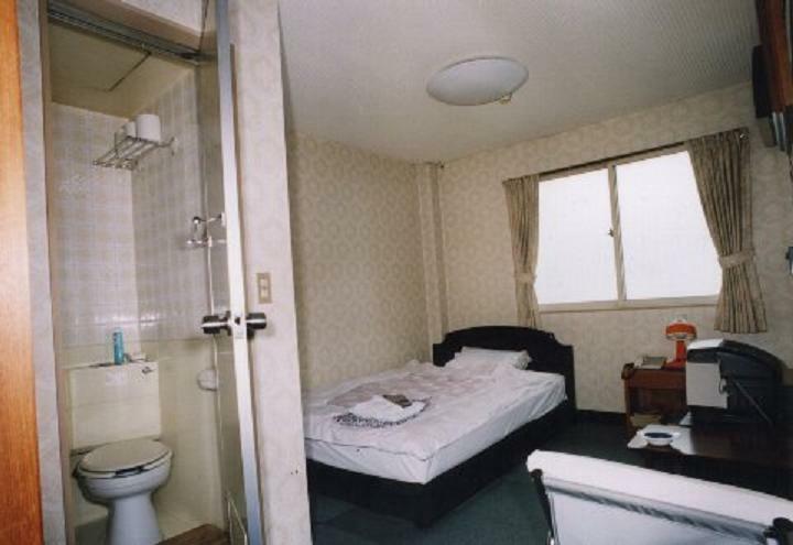 洋室シングル＜バス・トイレ付＞