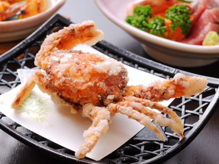 莞山名物！渡り蟹姿揚げ
