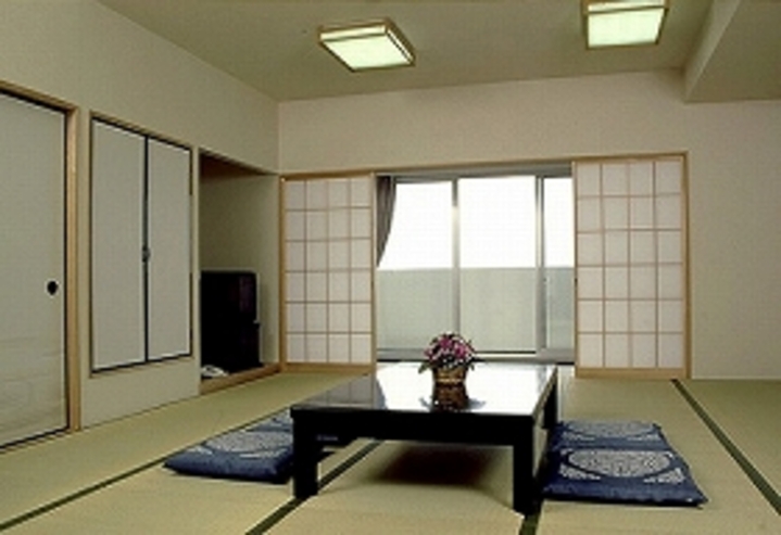 本館　和室（トイレ付）
