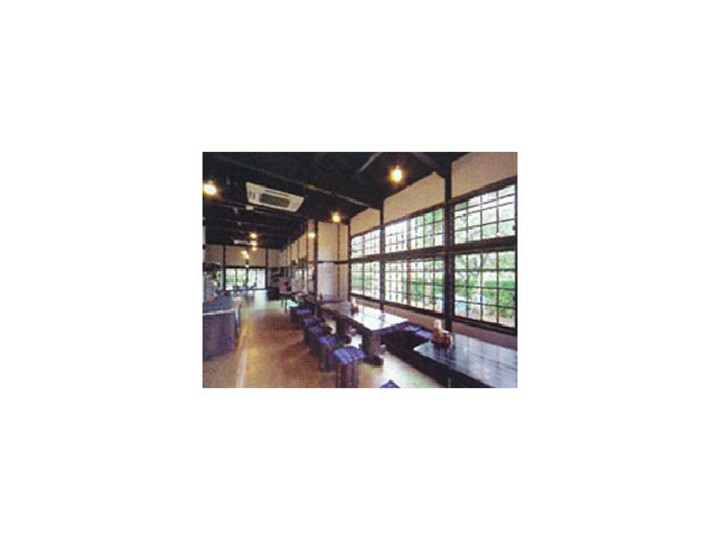 ふれあい物産館