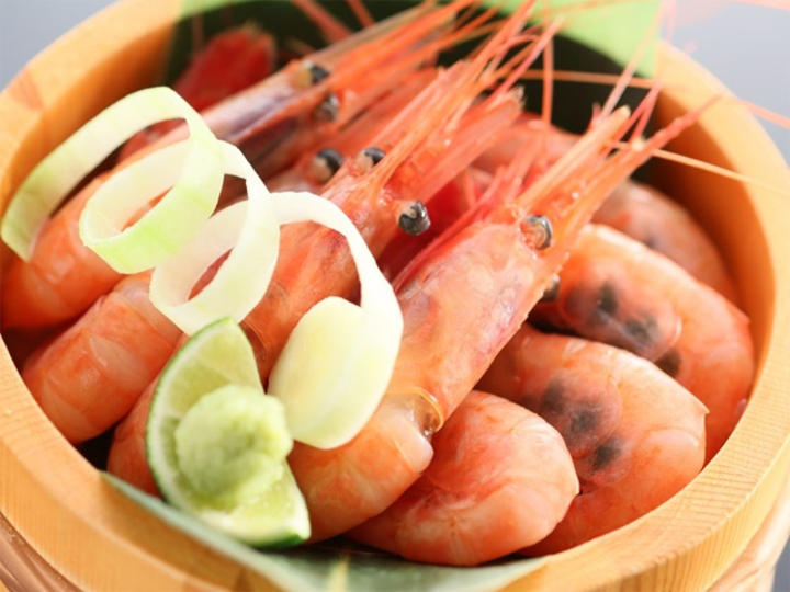別注料理：南蛮エビの桶盛