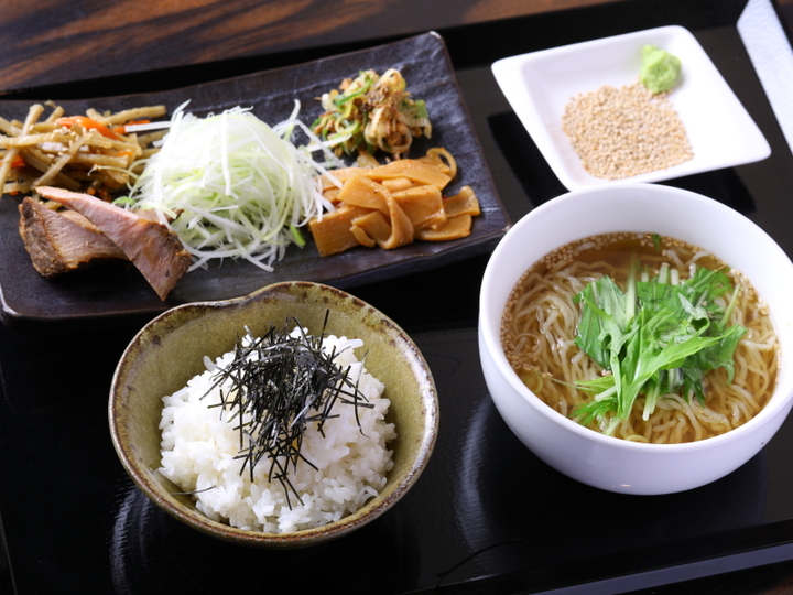 【朝食】ラーメン定食