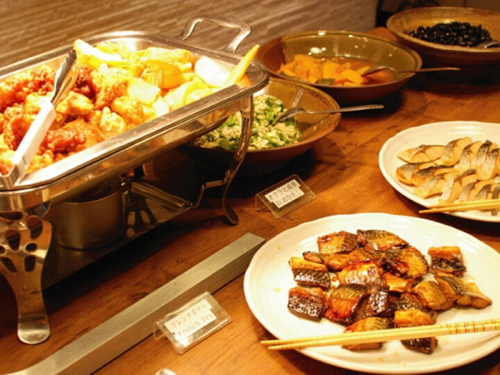 朝食