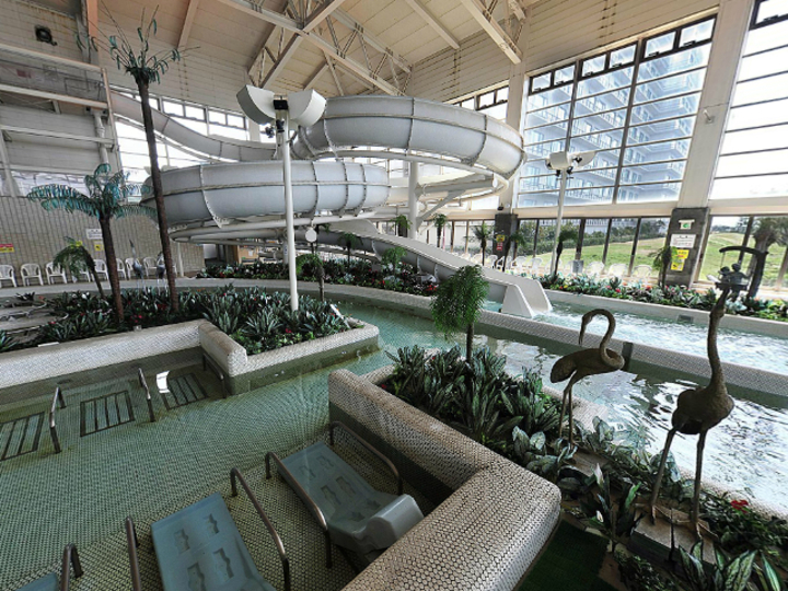 室内プール