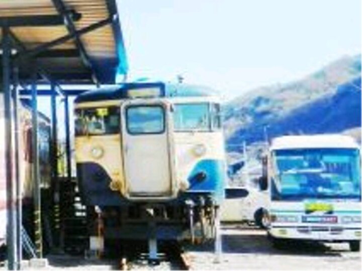 113系スカ色・湘南色［20畳・トイレ付］