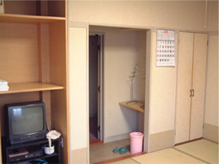 ひろびろ和室１０畳（バス・トイレ無 ）