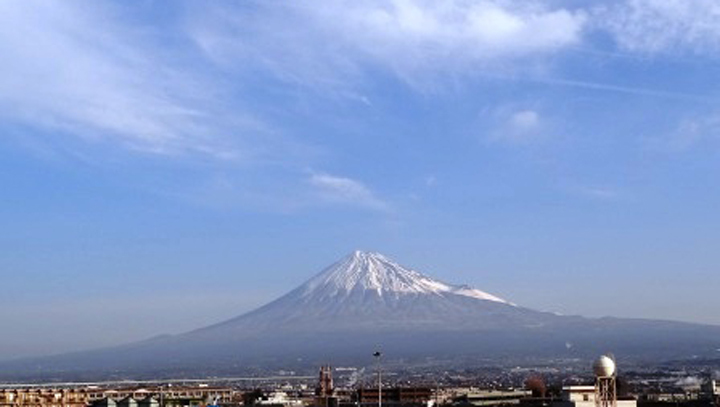 晴れた日は、お部屋から雄大な富士山をごらんいただけます
