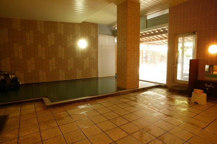 男性専用大浴場「湯走りの湯」