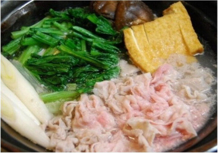 ハチ高原荘名物　猪豚味噌鍋（写真はイメージです。）