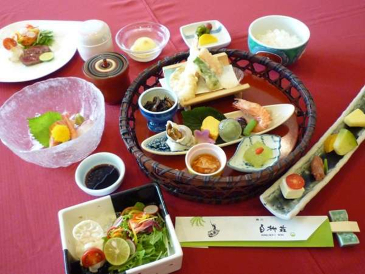 かご膳（刺身・ミニステーキ付）