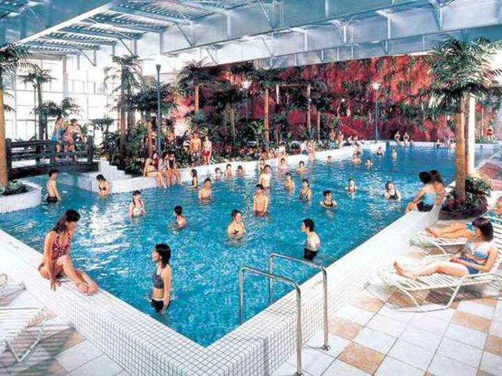 室内プール