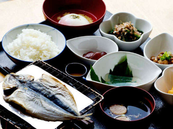 朝からモリモリ！朝食の一例です。
