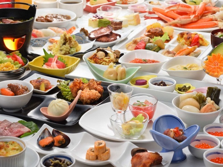 陽だまりバイキング⑫和洋中約50種のスタイリッシュな料理が食べ放題のバイキングプラン