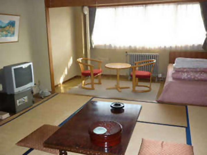 *和室又は洋室[トイレ付].